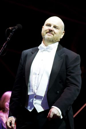 barry banks 4 sm.jpg